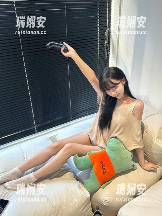 关闭一下，你知道吗？17吃瓜的黑料是永久免费的，真是个宝藏APP！