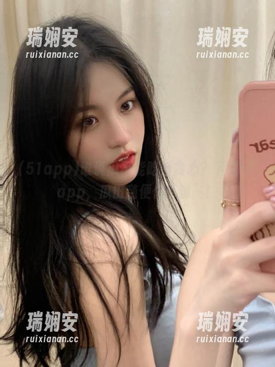 谁说瓜不能吃得贪心？下载51app，瓜田随便你“啃”！