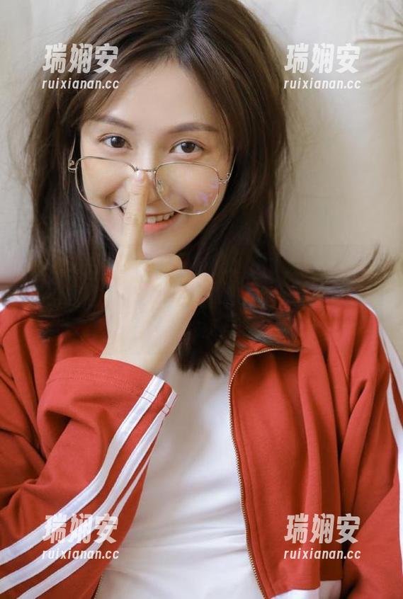 吃瓜不止于树下，来看看51免费吃瓜的神秘线路吧，绝对让你的眼球炸裂！