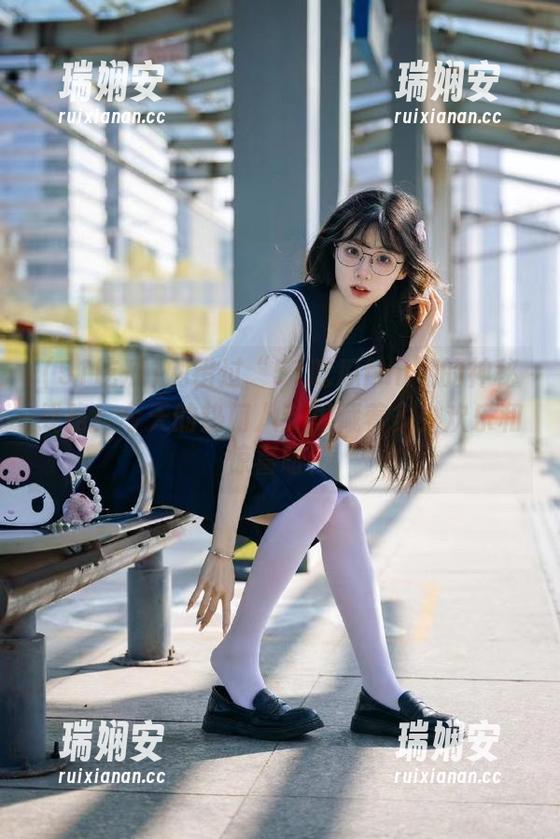 51吃瓜 别错过“51吃瓜fun”的神秘线路!今天的热门八卦里藏着多少欢乐和惊喜呀!