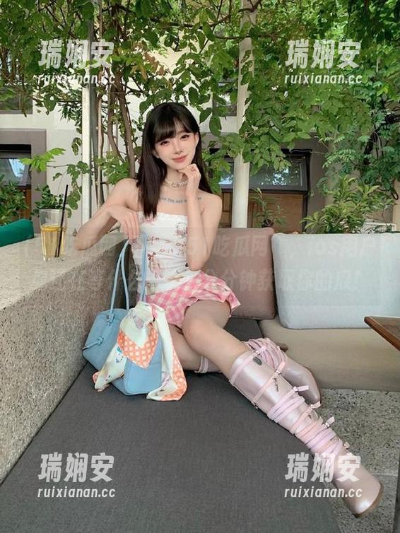 下载‘51吃瓜网’，ios用户你还在等什么！快来分分钟获取你的瓜！