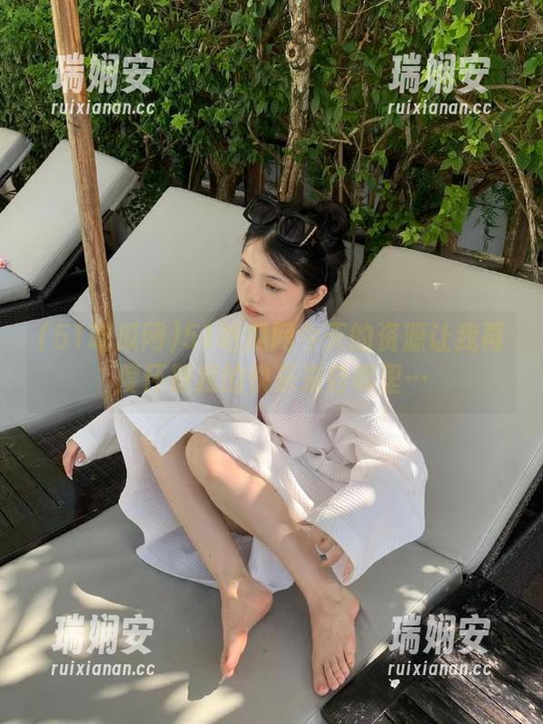 51吃瓜网今天的资源让我再度怀疑我的快乐来自哪里…
