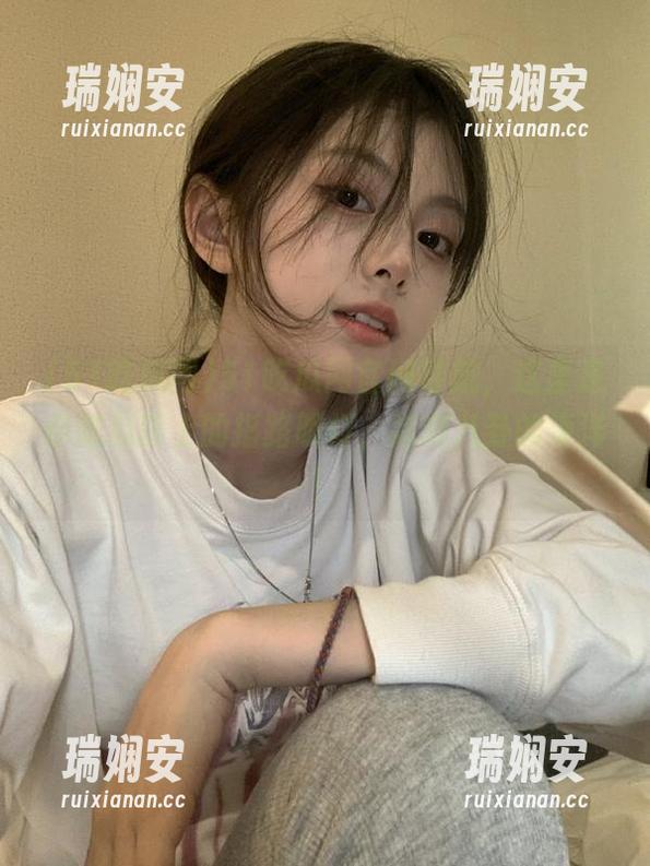 51吃瓜网官网导航，这里是你吃瓜路上的指路明灯，指向八卦的海洋！
