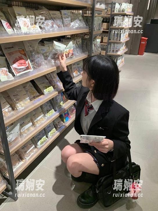 一键进入，51黑料在线，带你永久发现真相之路！