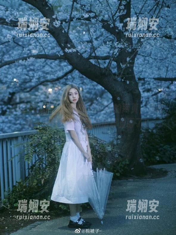 这个66吃瓜网的网页，简直像一座八卦山，我都怕掉里面了！