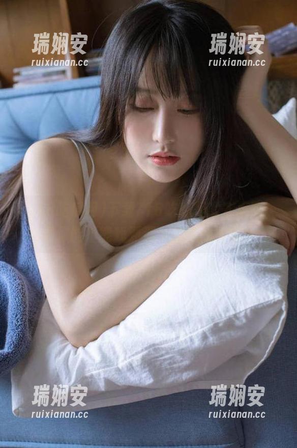 下载718吃瓜网的安卓版，看你能不能找到那个隐藏的按钮！