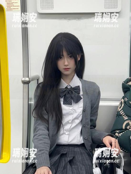 爱吃瓜的我：718娱乐网站你究竟要让我等到什么时候啊？