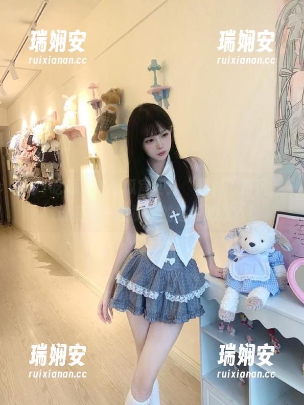 91吃瓜官网：“黑料”跟风，谁是下一位被扒的尴尬吧友？