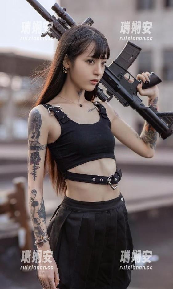 91吃瓜中心官网，瓜果飘香，八卦来袭，吃瓜不愁！