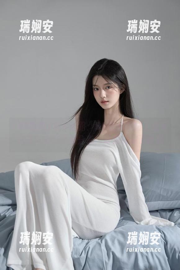 99吃瓜 永不迷路:99吃瓜网站上总有瓜让人忍不住想分享,真是充满了诱惑