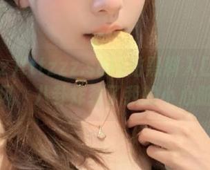 tttzzz.su网站黑料入口传来一阵风，八卦炸裂了我的小心脏！