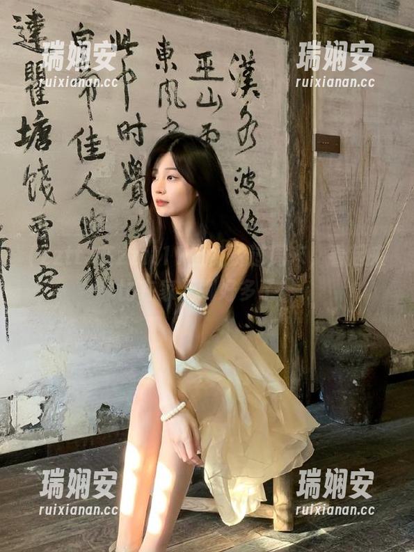 在zztt11上免费过周末，看起来比在家无聊好多了！