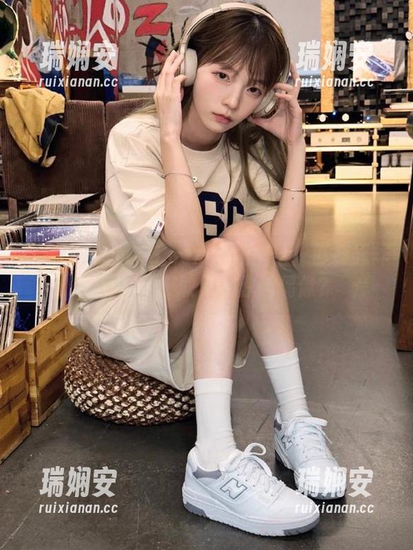 zztt88.ccm在线流出！黑料轰炸，你还敢不敢相信你的偶像？