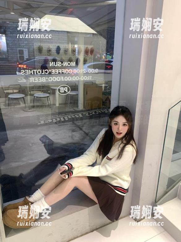 一起吃瓜官网首页：大家都在看，唯独我在想这背后到底是怎样的剧情？