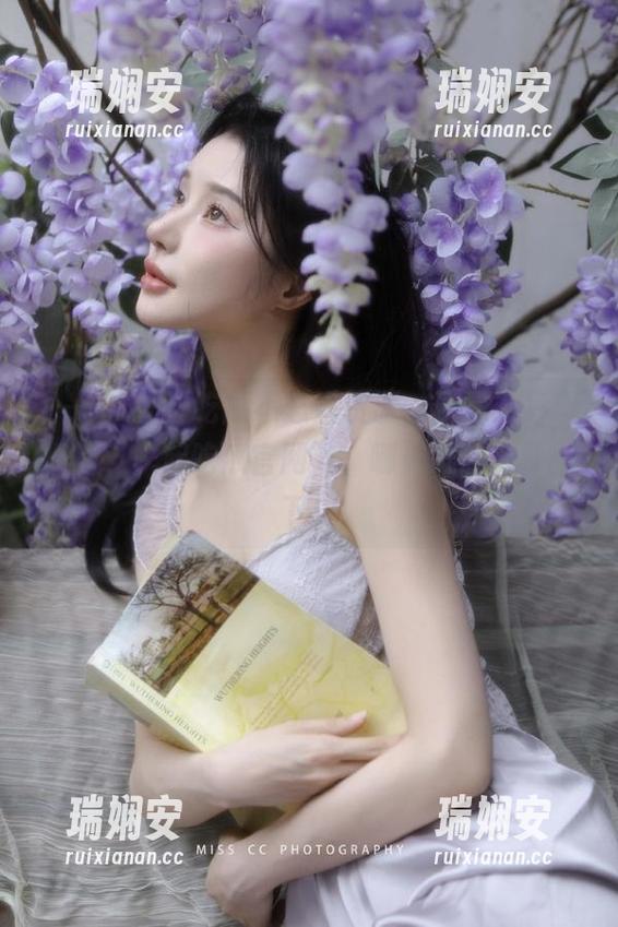 吃瓜不忘查资源，真是五彩斑斓的“一起吃瓜官网”，哪天准备体验一下！