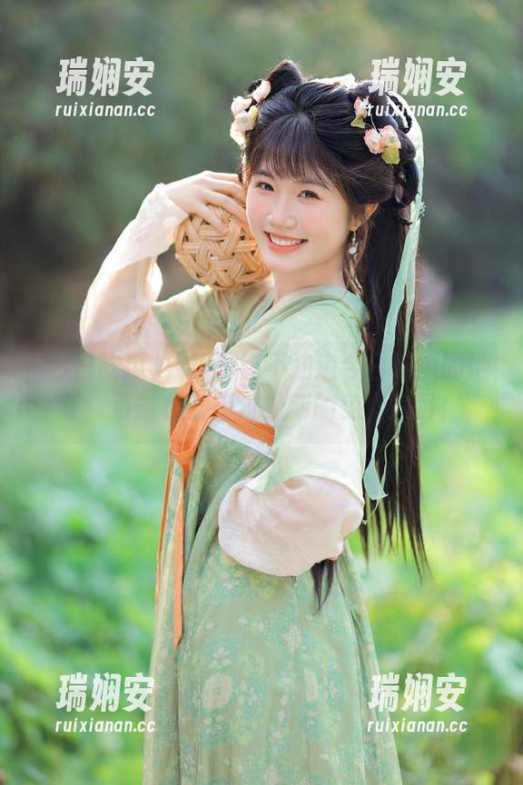 如果你还不知道今日吃瓜的地址，可能你就错过最新的免费入口！