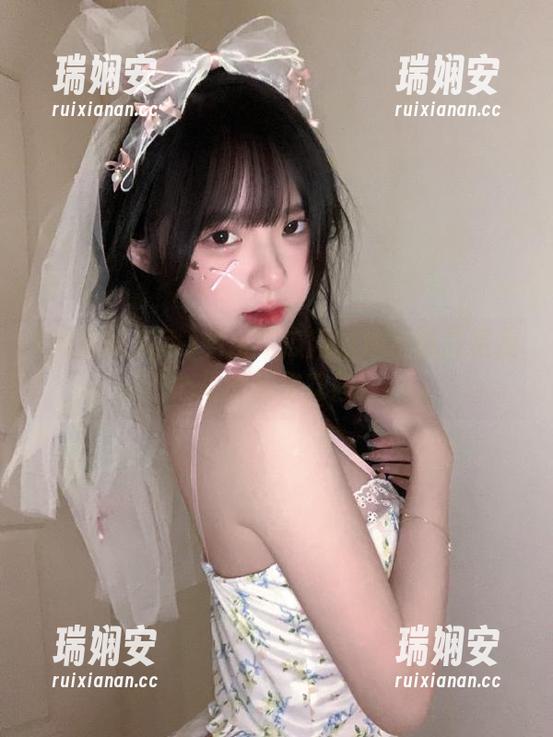 免费吃瓜网的地址简直是我心里的秘密花园！
