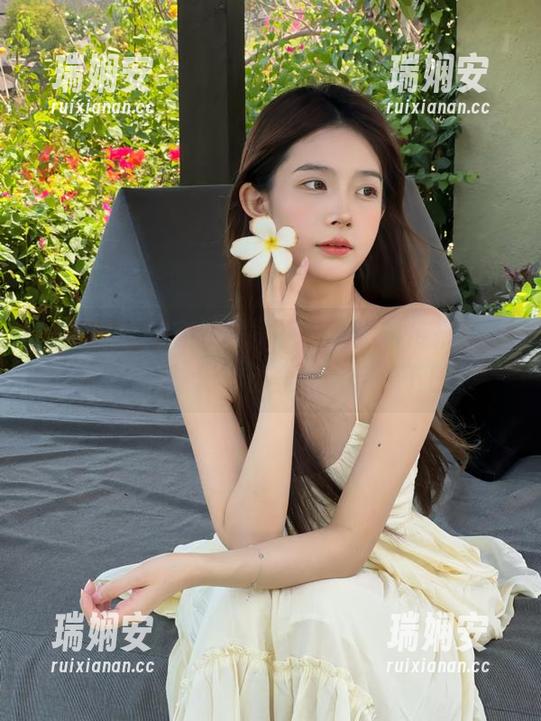 在线打探！冲哥黑料传来，那个探花的隐秘身份竟让人惊掉下巴！