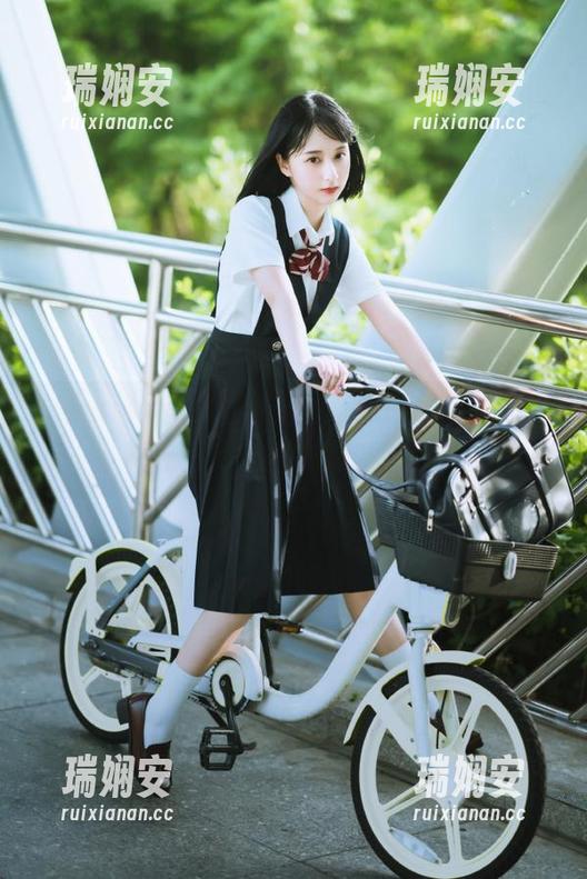 瓜田朝阳光，吃瓜网导航怼瓜心里乐，难道不想看重口味？
