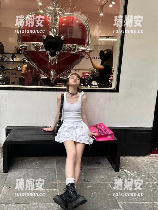 吃瓜网热评：“线路”上来的人都是阶段性的八卦揭密者，朝阳下相约多少秘密故事？