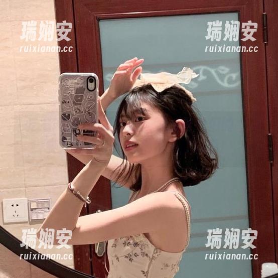 吃瓜网站：观看网红们的“真实”生活，未必都是光鲜亮丽！