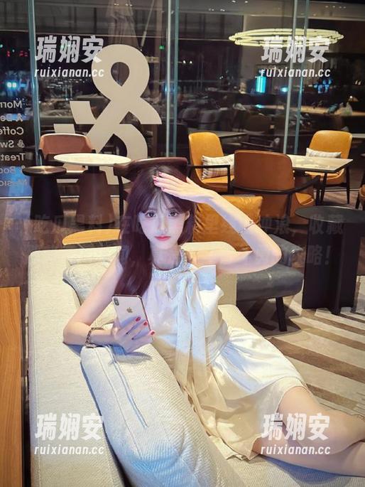 在吃瓜黑料里线上冲浪，收藏那些奇葩新闻，真是个斗智斗勇的攻略！
