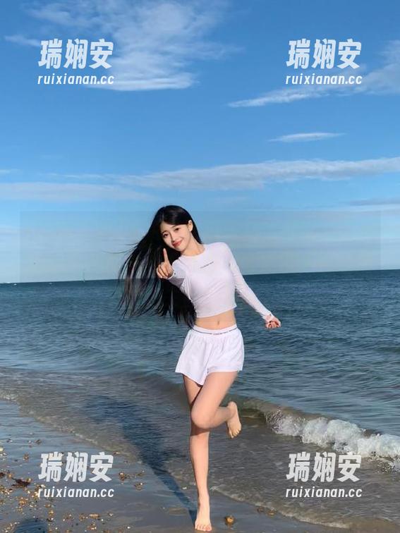 听说“吃瓜黑料”可以“永不迷路”？那小心被偏激评论淹没，别从此迷失自我啊。