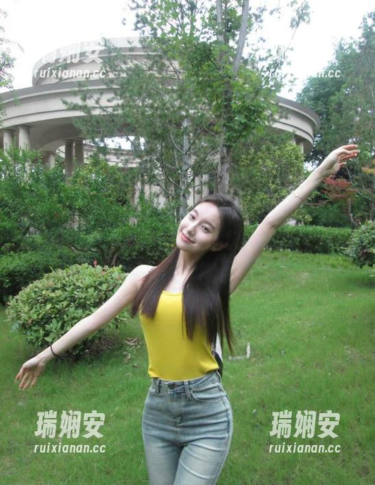 听说今天的吃瓜每日大赛不是简单的瓜，是惊天大瓜！快上扒哥黑料，网址！