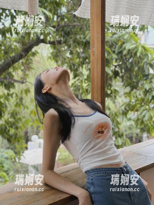导航到黑料不打烊，看得我心神不宁，在线观剧也太刺激了吧！