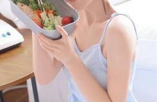 登录黑料不打烊，穿越到奇妙的传送门，瓜都吃不完的节奏