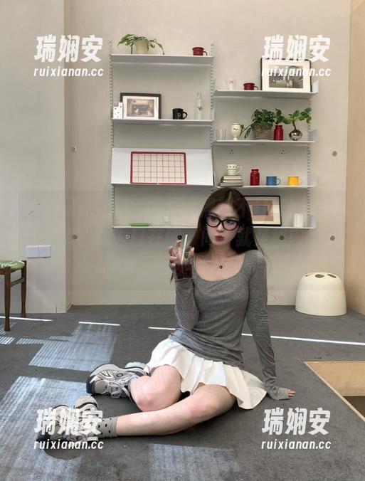 别问我“黑料不打烊tttzzz11.su”的入口在哪，问了就是我内心的小秘密！