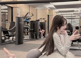 黑料吃瓜不打烊：不过是个“网曝门”，免费门后故事是真的吗？