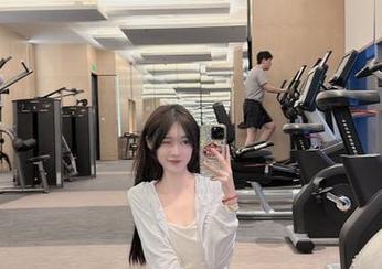 听说黑料社分享的反差黑料能刷新你对明星的认知，真的假的？