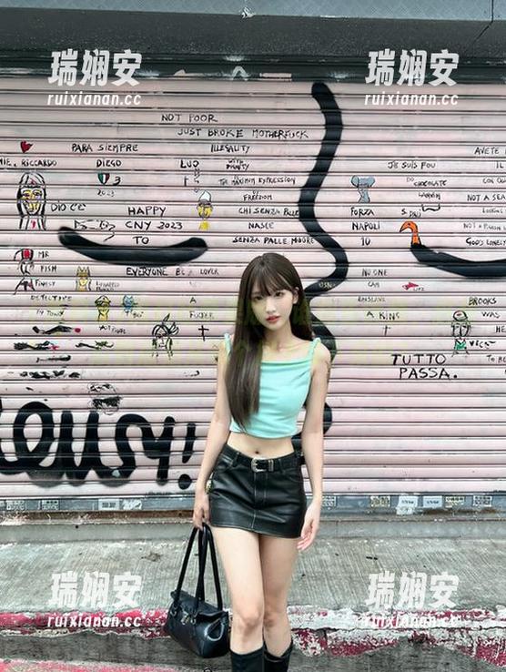 黑料社苹果版，谁能告诉我，这些瓜到底是从哪个树上掉下来的？