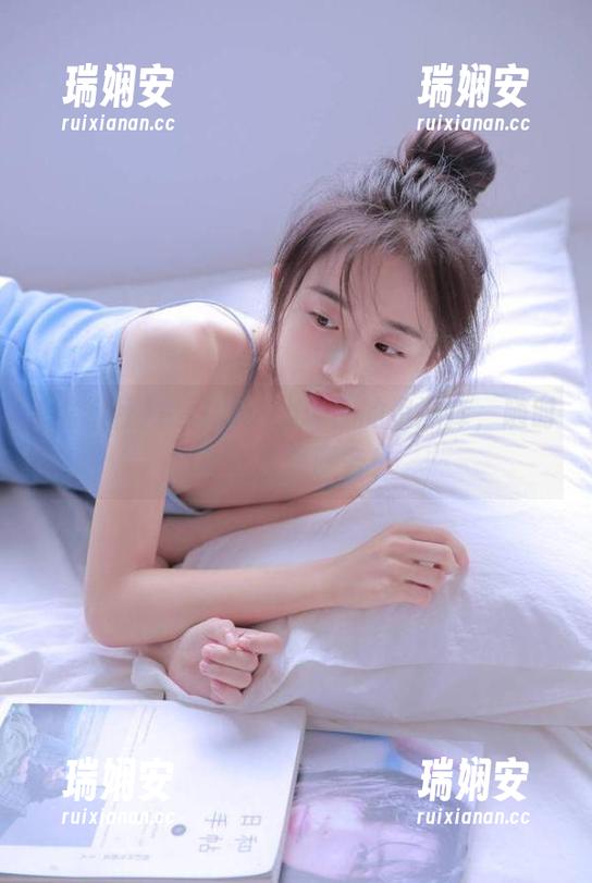 黑料社app：你的资源库，随时为吃瓜而服务！