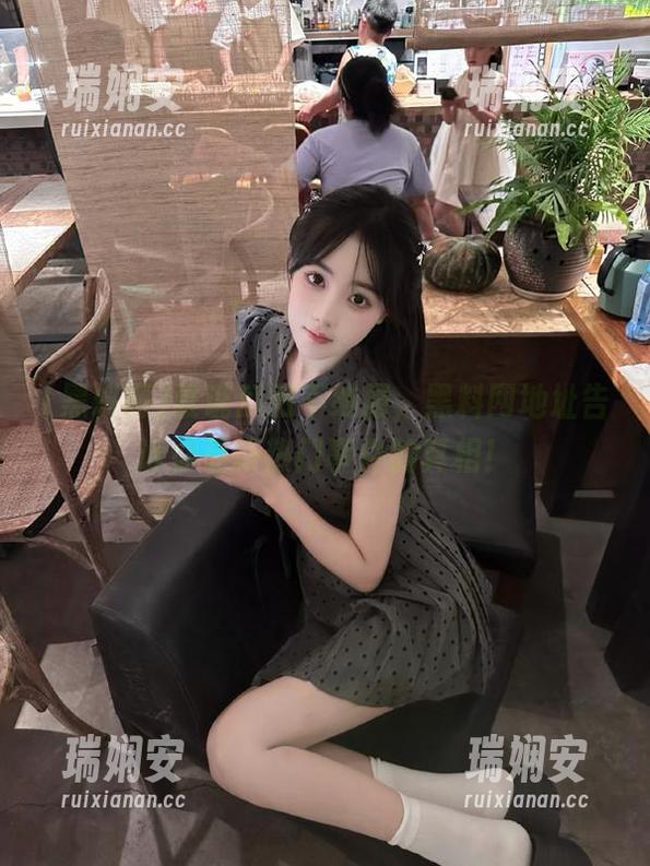 谁说瓜田不纳履，黑料网地址告诉你最新热门事件的真相！