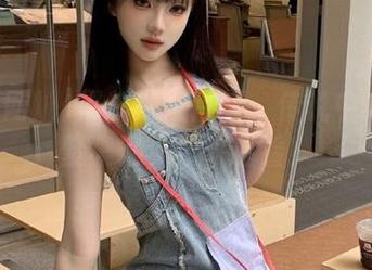 黑料网址首页：传说中的八卦聚集地，快来看看！