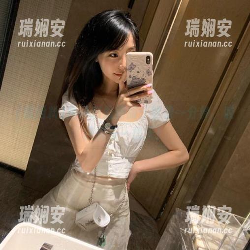 黑网料最新版：登录一分钟，收获快乐一整天！
